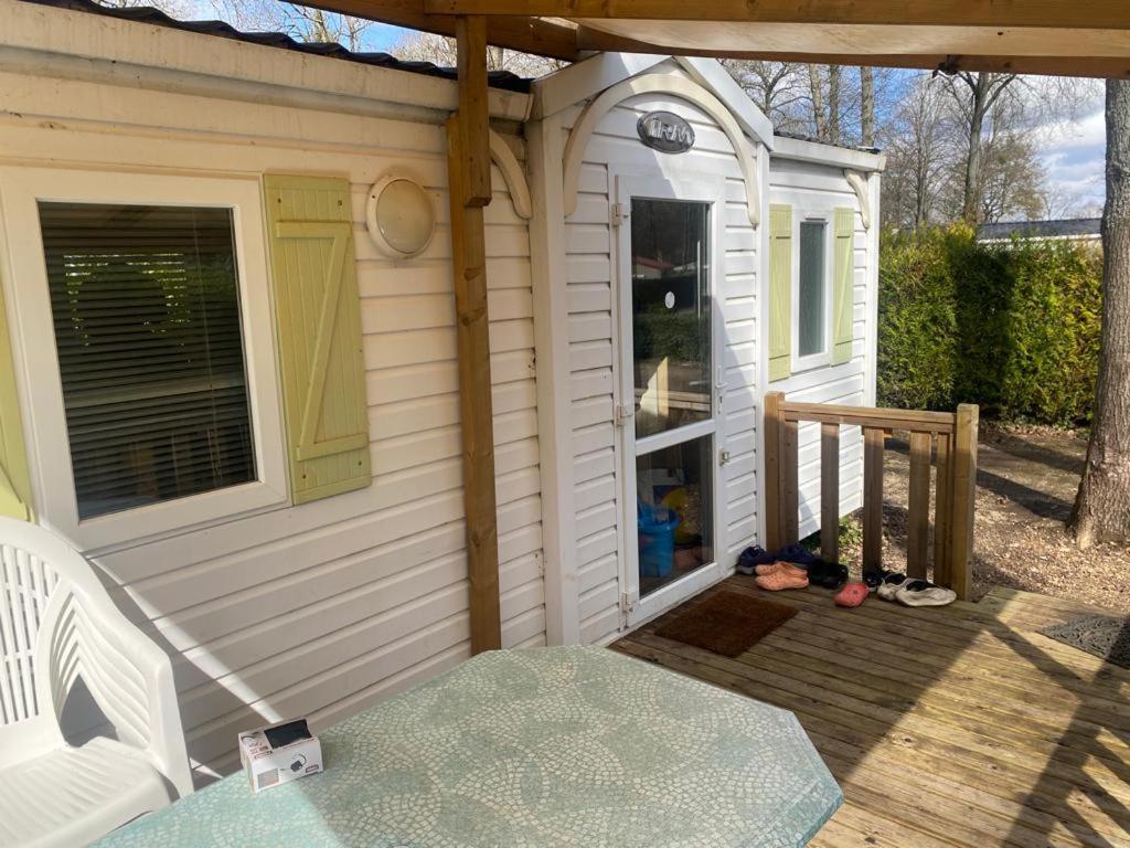 Mobil-Home Au Parc Des Roches Saint-Chéron Kültér fotó
